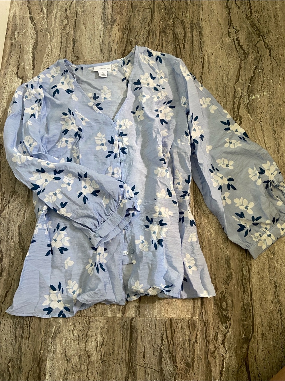Liz Claiborne Light Blue Floral Button-Front Blouse
